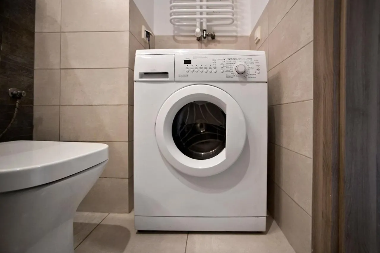 Airport Okecie Klobucka P&O Serviced Apartments Варшава 0*,  Польша